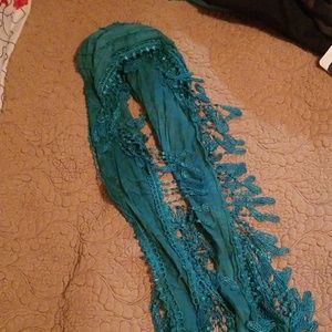 Emerald scarf